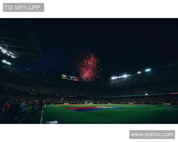 壁纸拼接呈现绿茵巨星风采打造专属球迷视觉盛宴 壁纸拼接呈现绿茵巨星风采打造专属球迷视觉盛宴